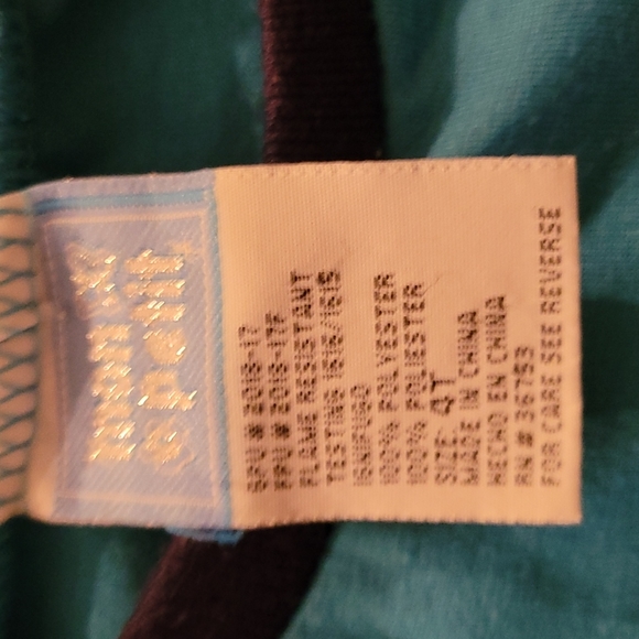 Boys Three Piece Pajama Set Size 4t - Picture 2 of 5